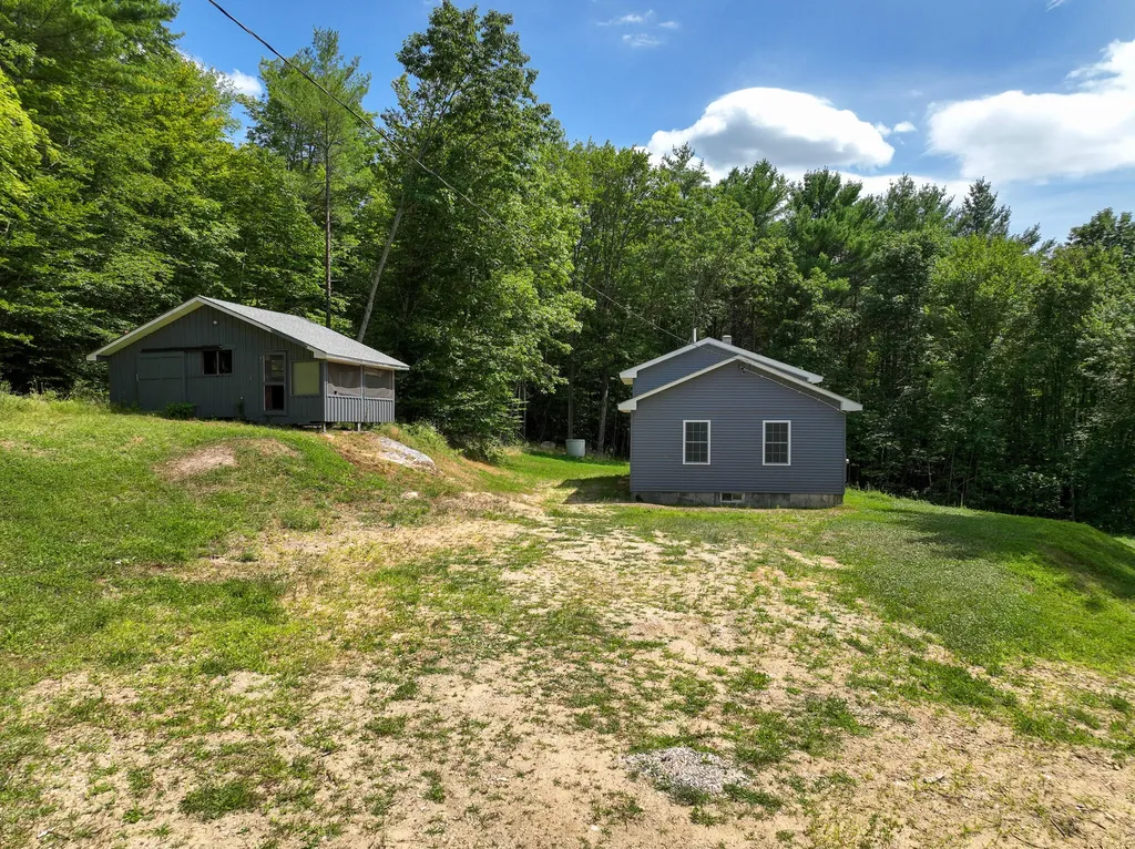 21 Coolidge Road Dixfield ME 04224