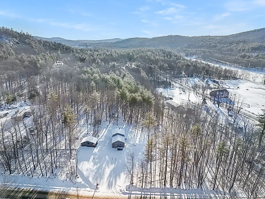 21 Coolidge Road Dixfield ME 04224