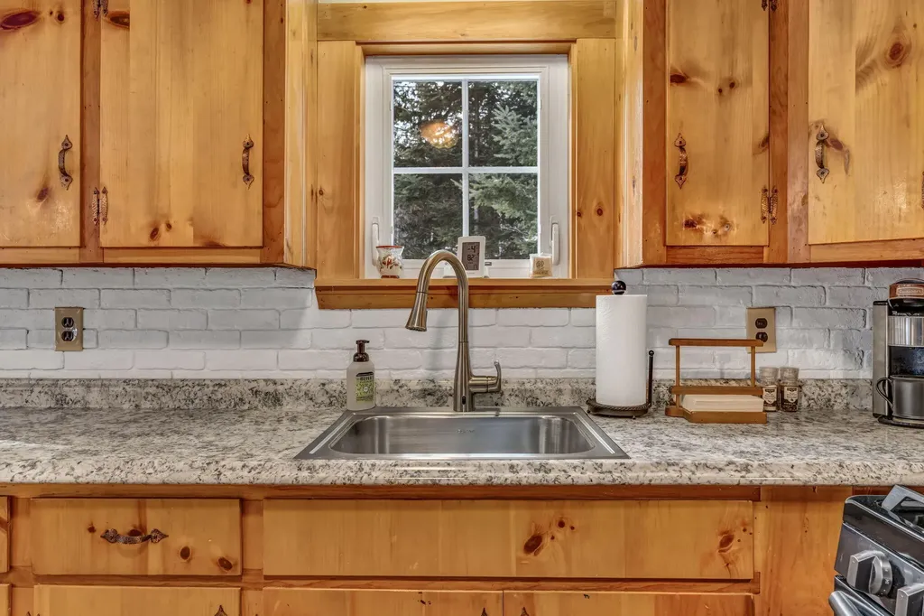 27 Reed Road Coplin Plt ME 04983