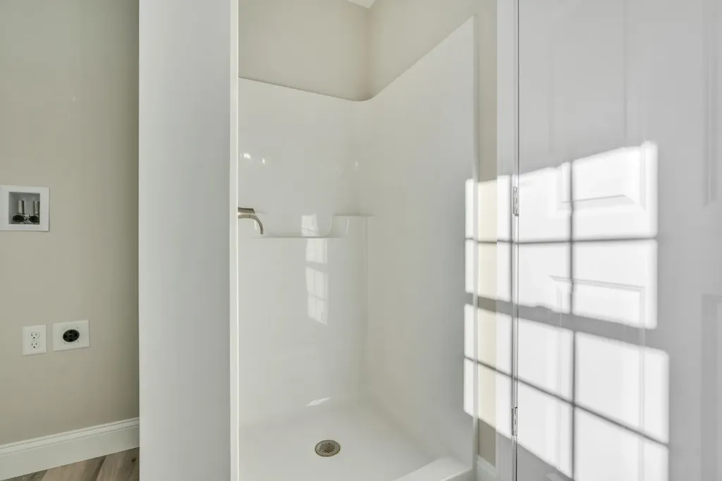 60 Welch Lane Sanford ME 04073