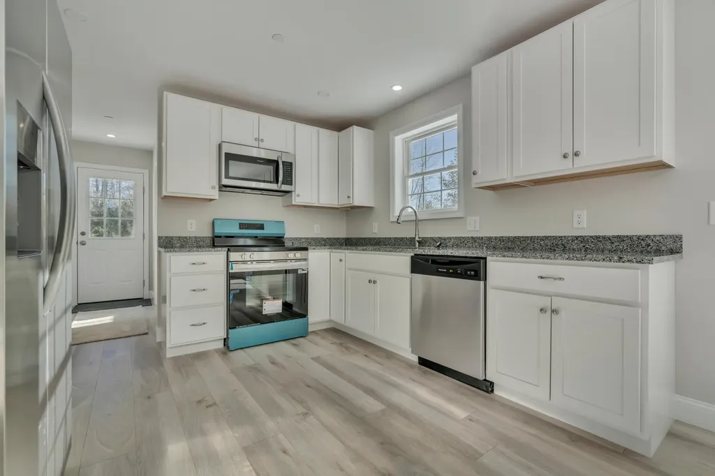 60 Welch Lane Sanford ME 04073