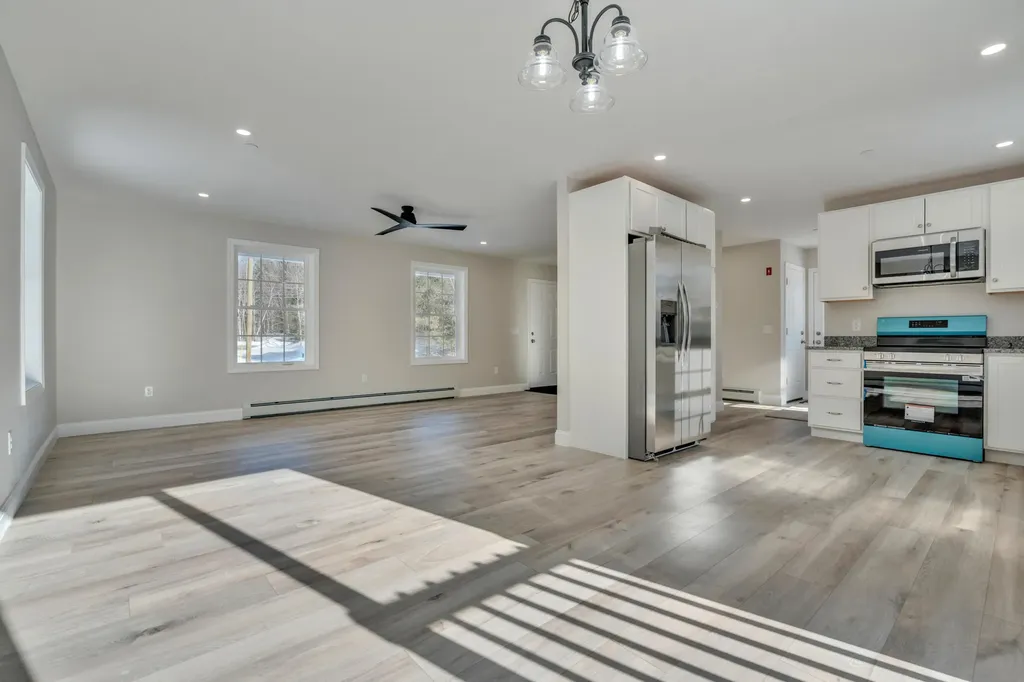 60 Welch Lane Sanford ME 04073