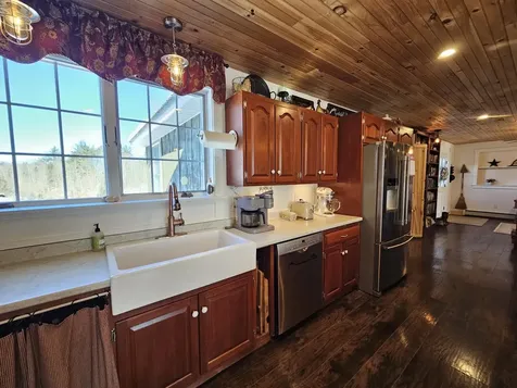 456 Temple Road Farmington ME 04938
