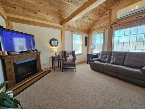 456 Temple Road Farmington ME 04938