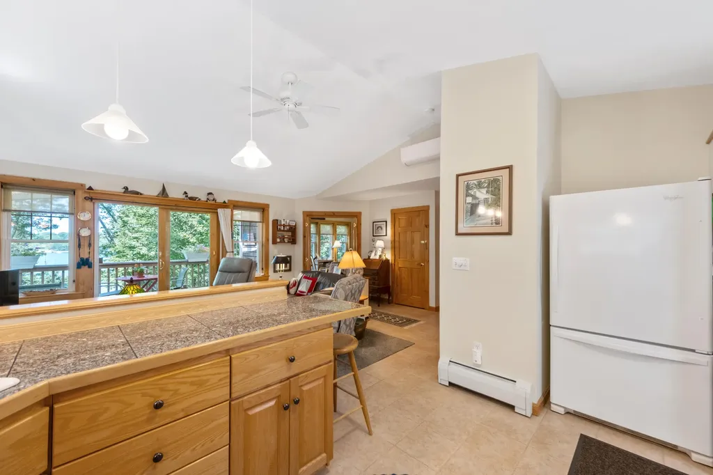 33 Rockinghorse Lane Saint George ME 04859