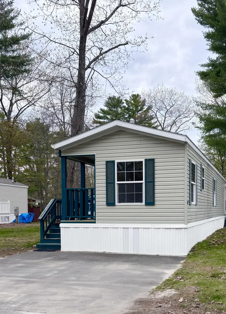5 Forest Circle Gorham ME 04038