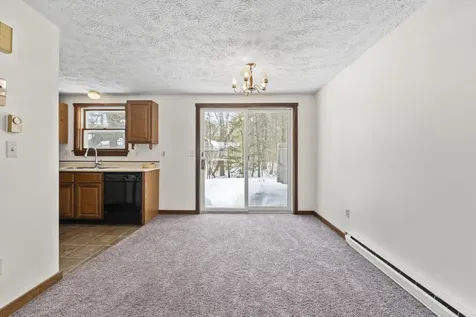 61 Ward Circle Brunswick ME 04011