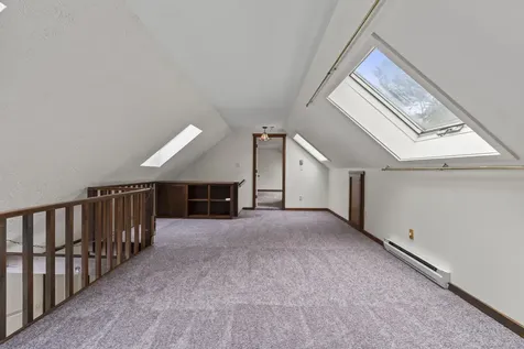 61 Ward Circle Brunswick ME 04011