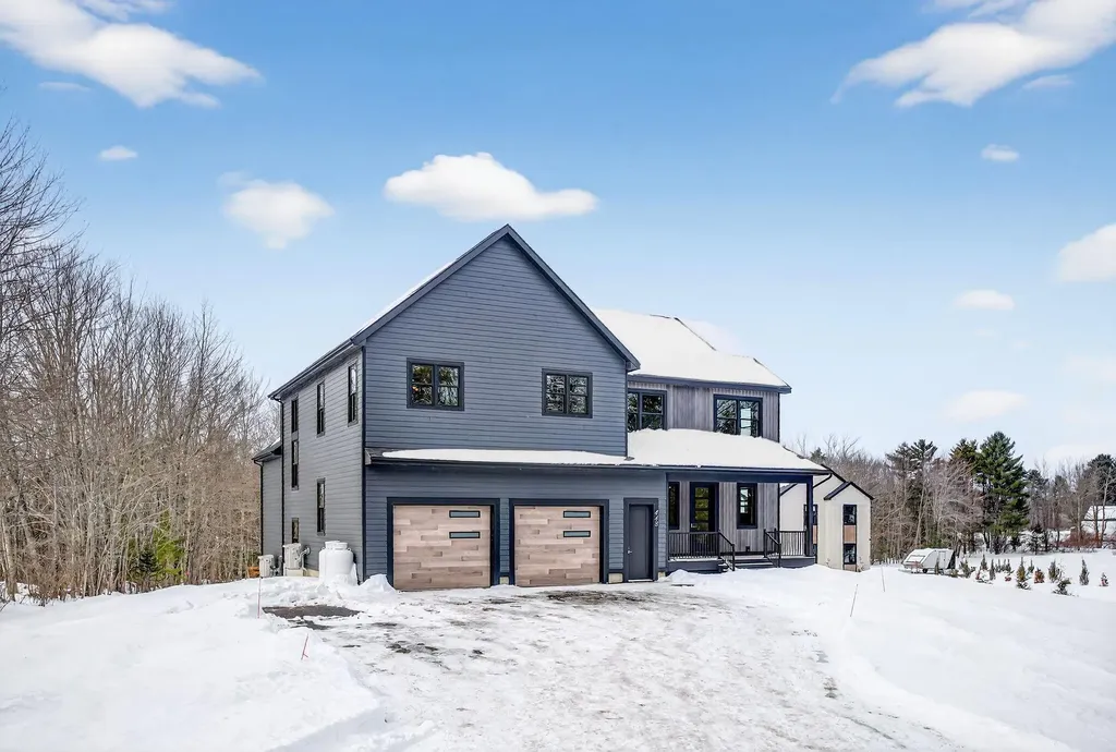 448 Blackstrap Road Falmouth ME 04105