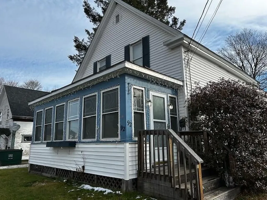 92 Lafayette Street Calais ME 04619