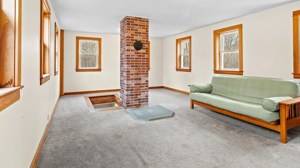 64 Penobscot Street Orono ME 04473