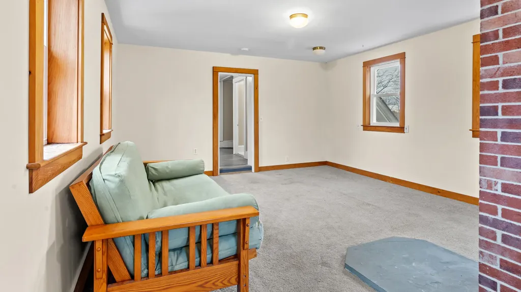 64 Penobscot Street Orono ME 04473