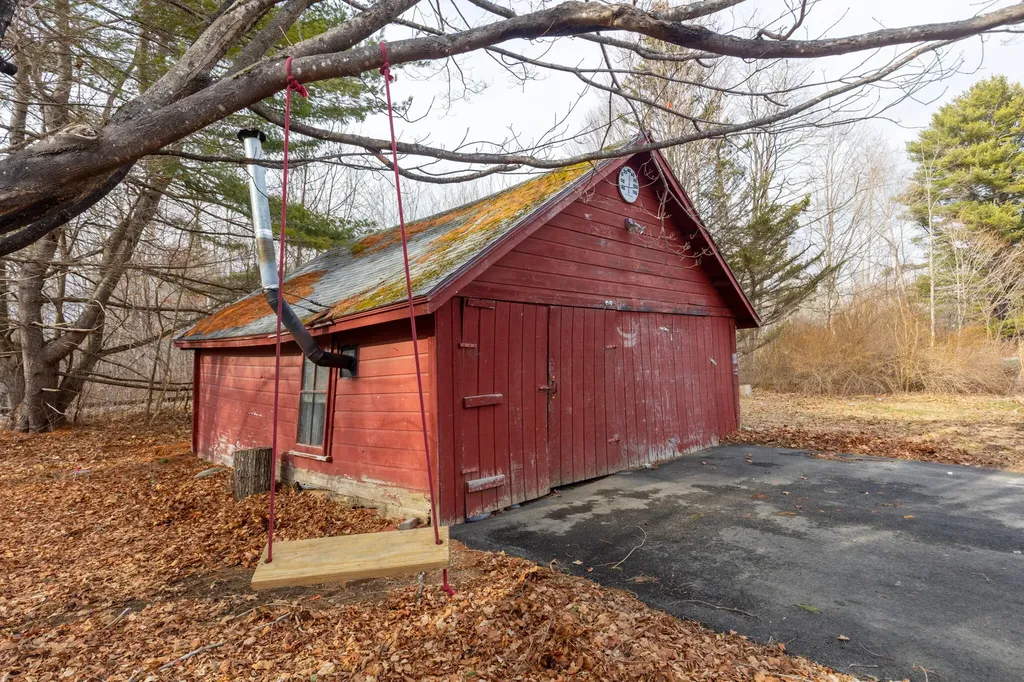 64 Penobscot Street Orono ME 04473