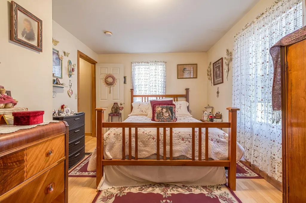 667 Bangor Road Ellsworth ME 04605