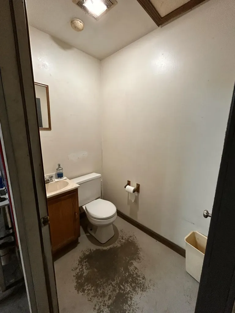 614 Elmwood Road Pownal ME 04069