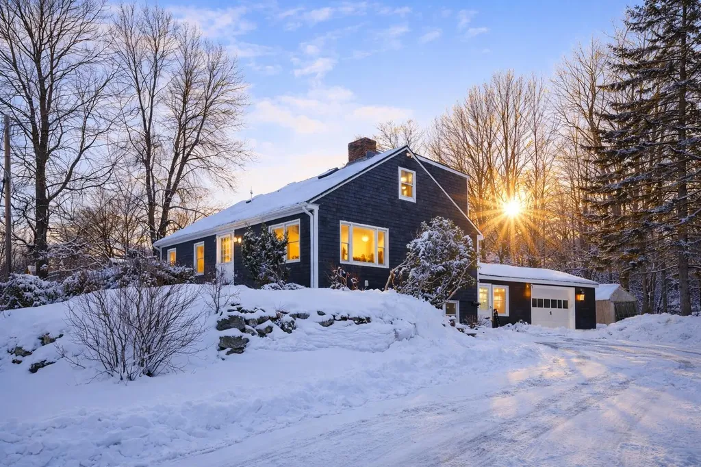 212 Montello Street Lewiston ME 04240