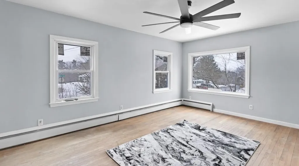 212 Montello Street Lewiston ME 04240