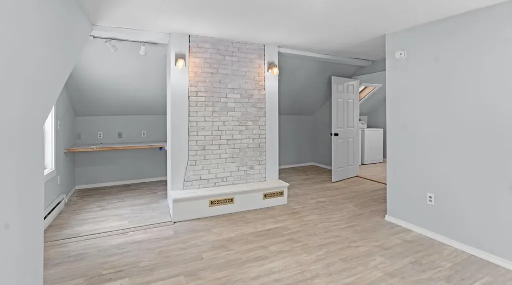 212 Montello Street Lewiston ME 04240