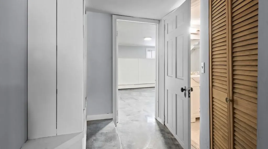 212 Montello Street Lewiston ME 04240