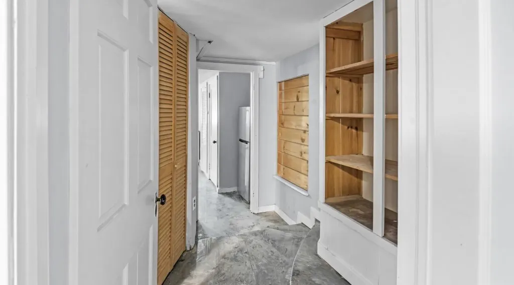 212 Montello Street Lewiston ME 04240