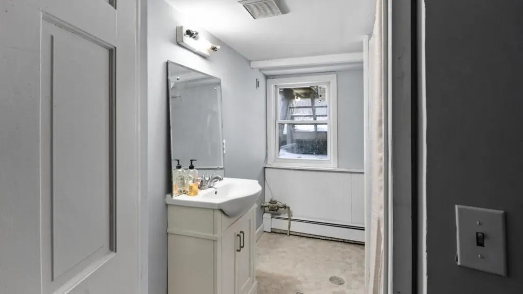 212 Montello Street Lewiston ME 04240