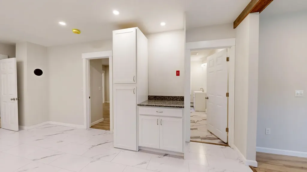 313 W Neck Road Nobleboro ME 04555