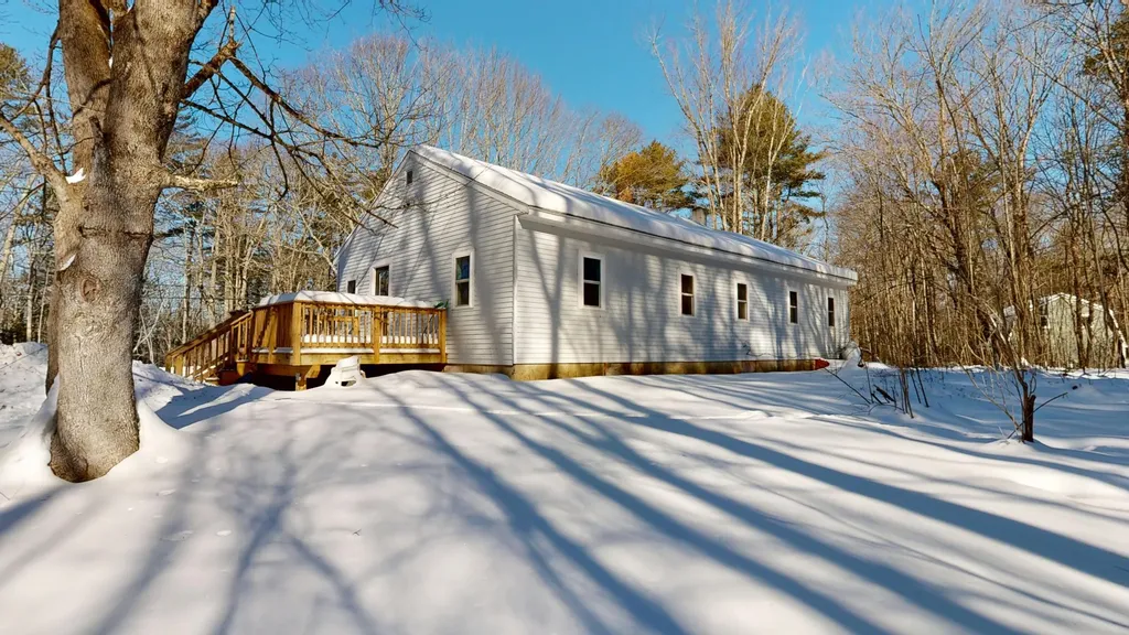 313 W Neck Road Nobleboro ME 04555