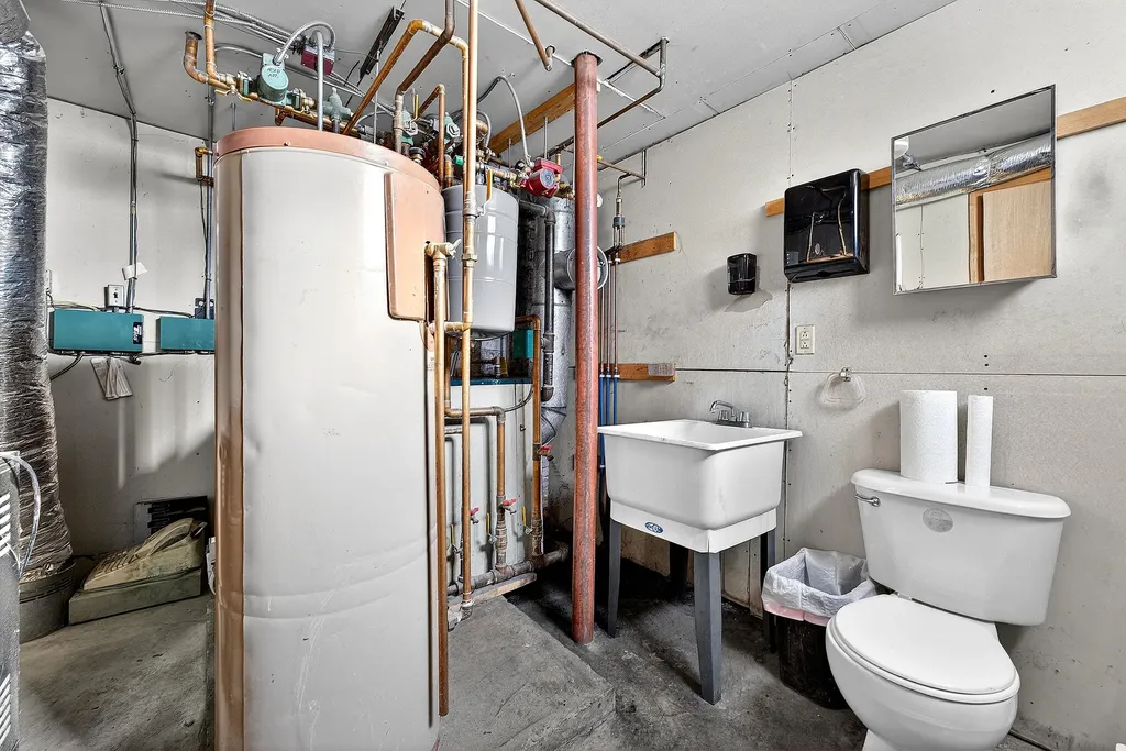 21 Corinna Road Saint Albans ME 04971