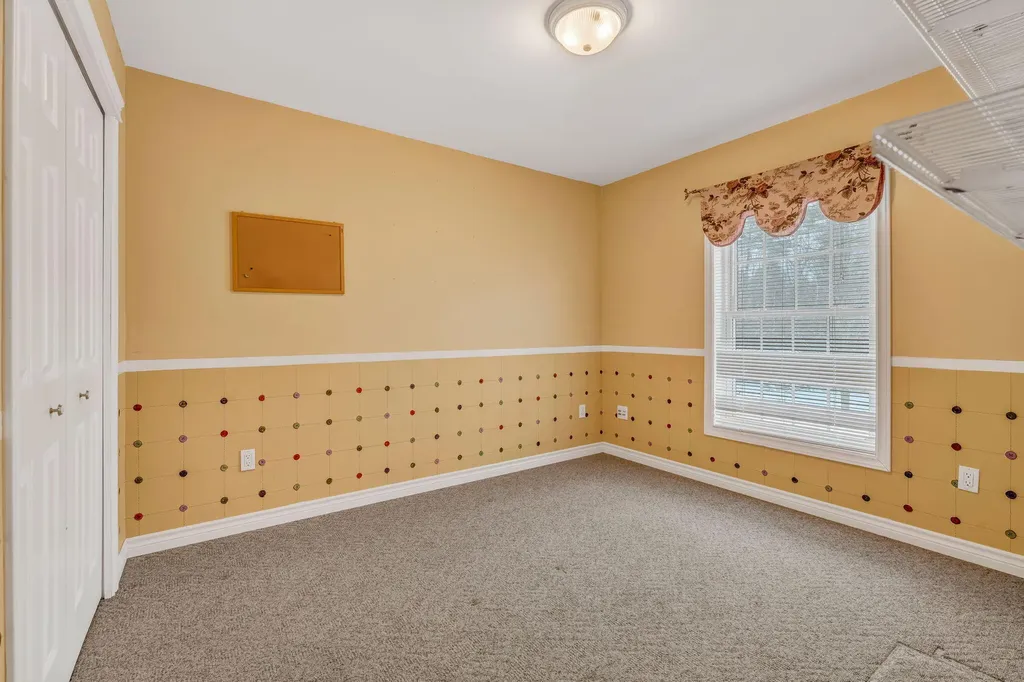 1095 Dixmont Road Etna ME 04434