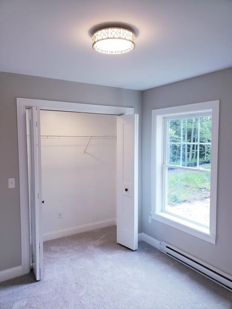 20 Heritage Way Saco ME 04072