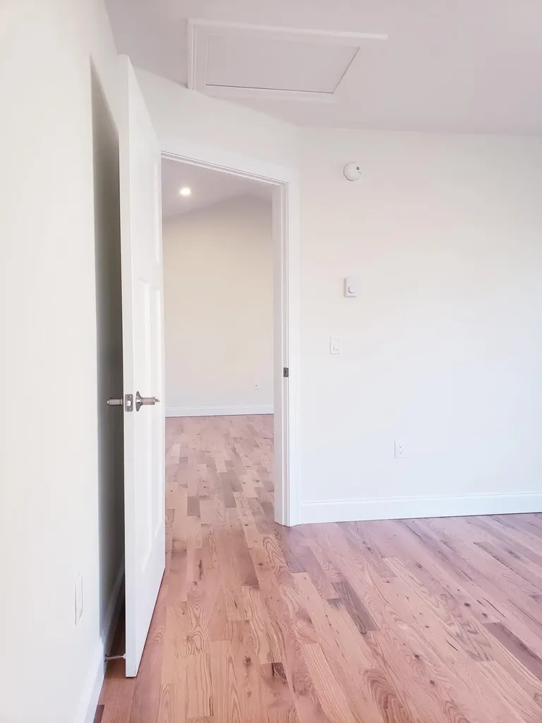 20 Heritage Way Saco ME 04072
