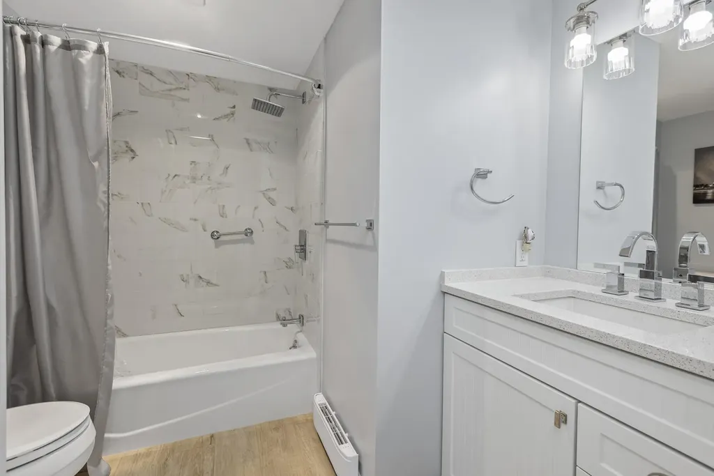 191 E Grand Avenue Old Orchard Beach ME 04064