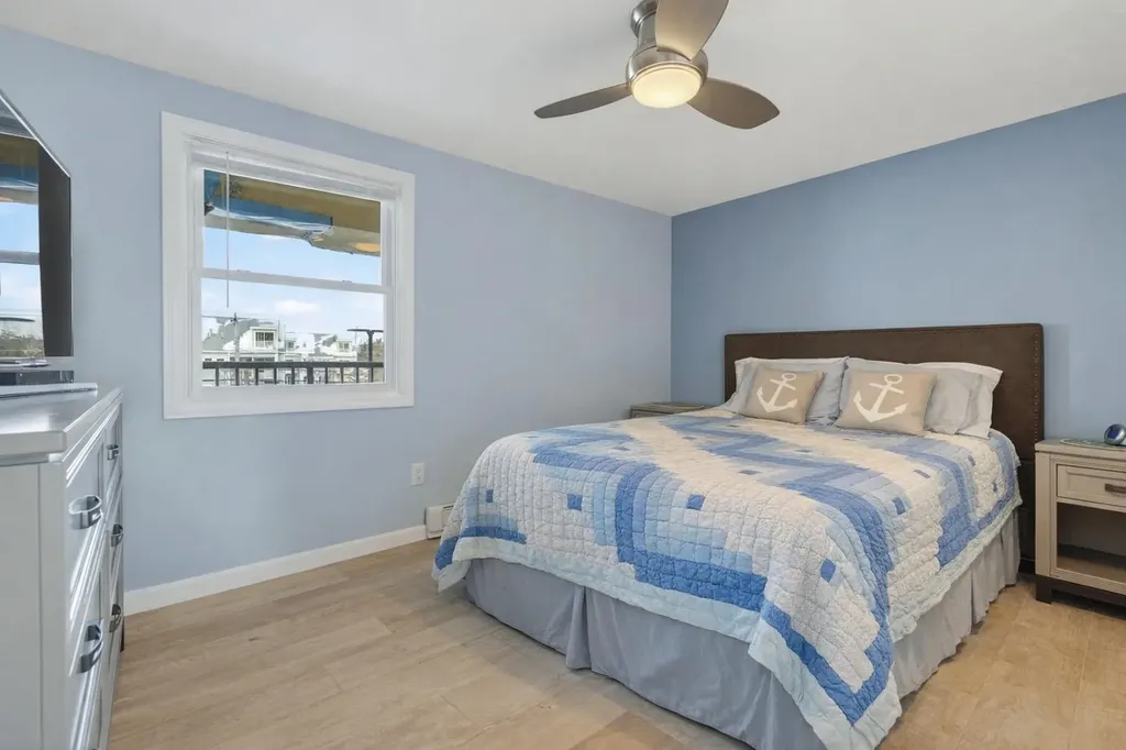 191 E Grand Avenue Old Orchard Beach ME 04064
