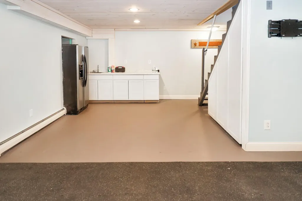 61 Webb River Drive Dixfield ME 04224
