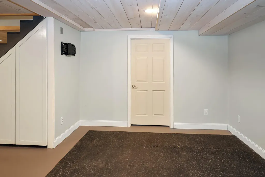 61 Webb River Drive Dixfield ME 04224