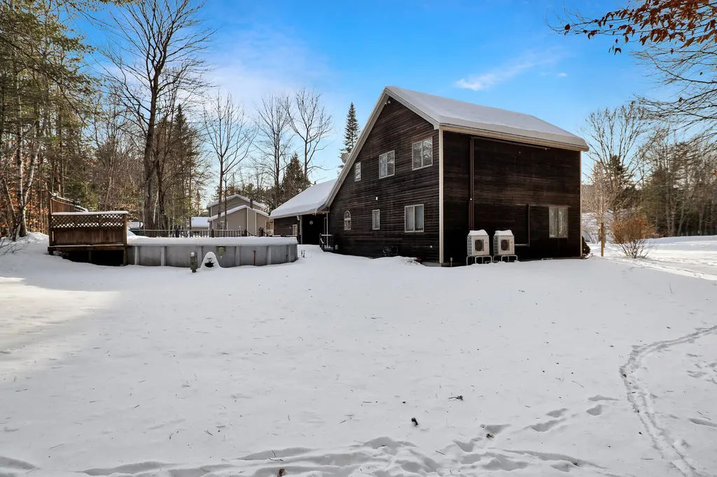 61 Webb River Drive Dixfield ME 04224