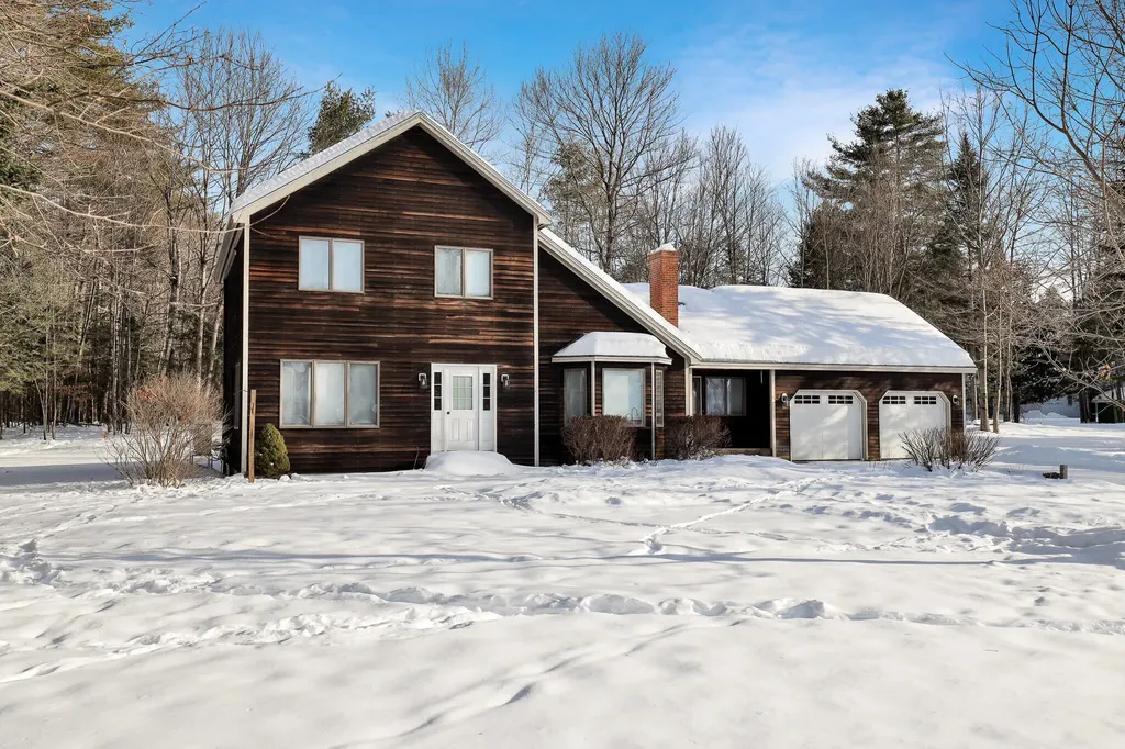 61 Webb River Drive Dixfield ME 04224