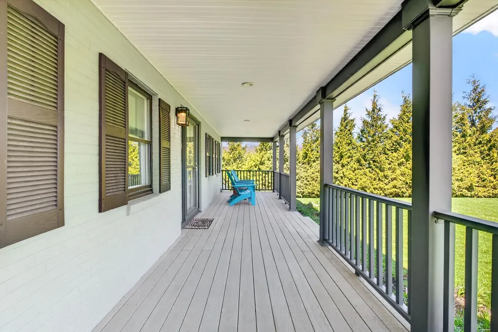 1275 Sawyer Road Cape Elizabeth ME 04107