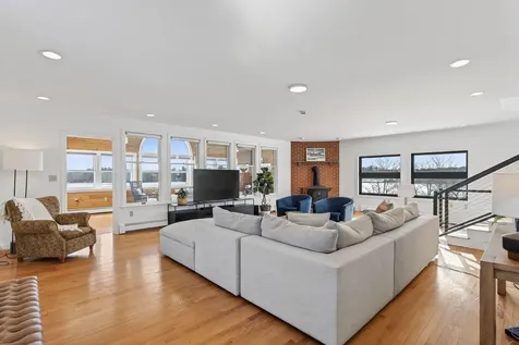 1275 Sawyer Road Cape Elizabeth ME 04107