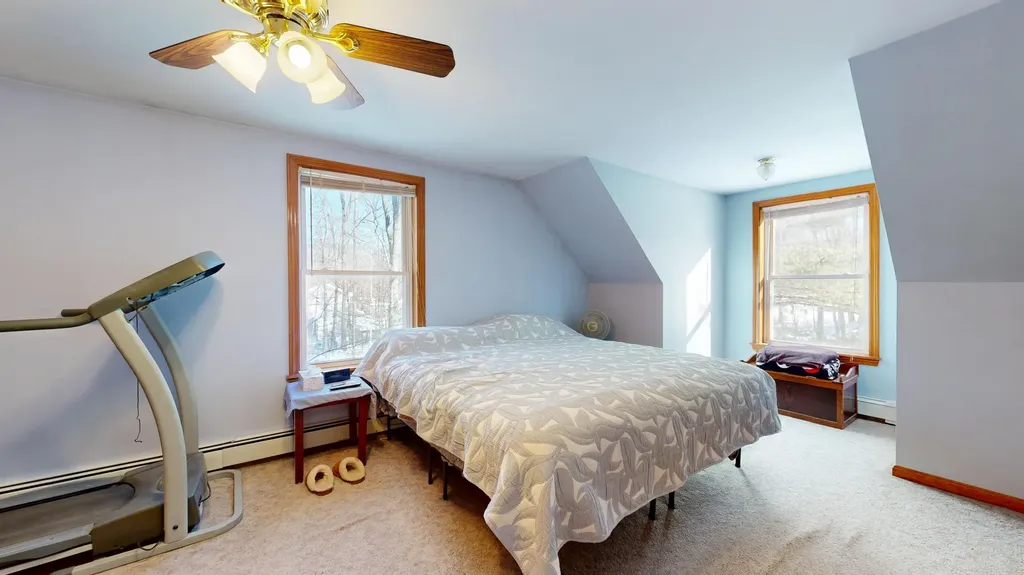 15 D And B Buckfield ME 04220