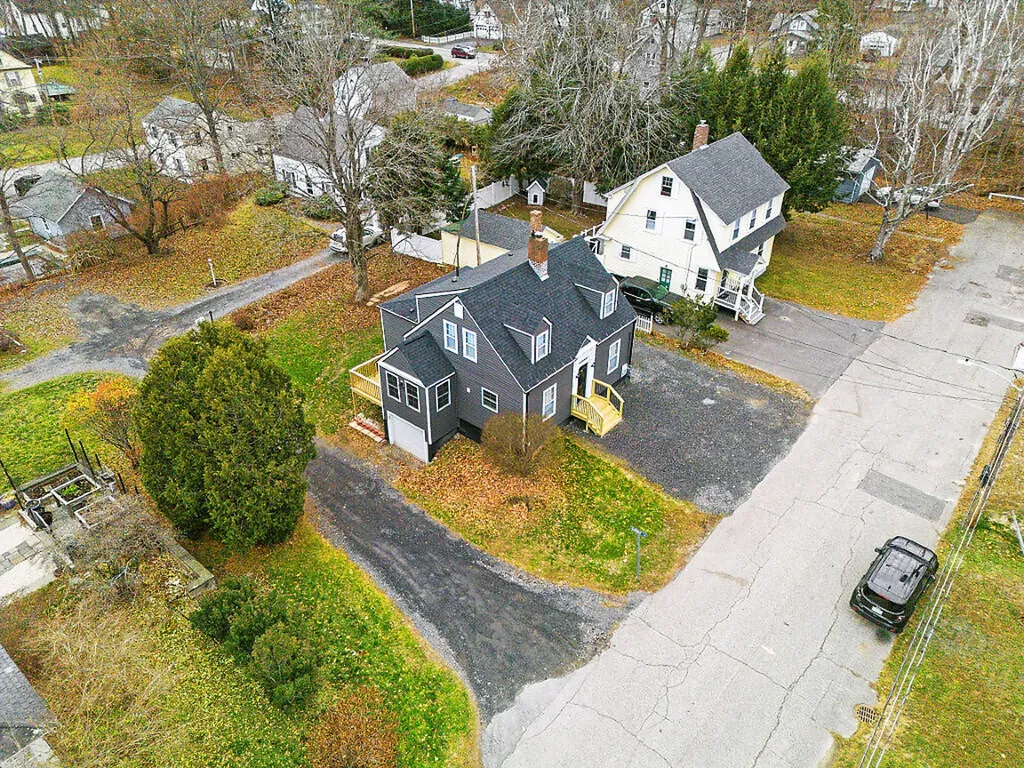 18 Manley Street Augusta ME 04330