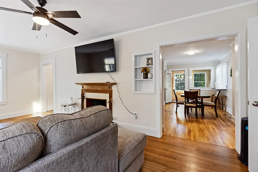 18 Manley Street Augusta ME 04330