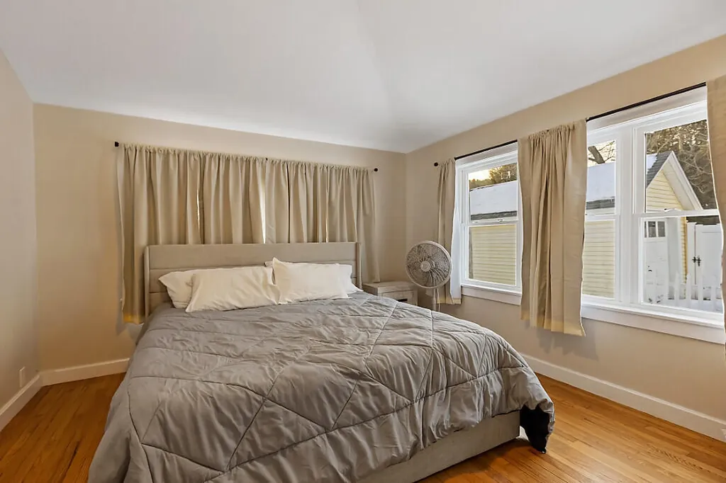 18 Manley Street Augusta ME 04330