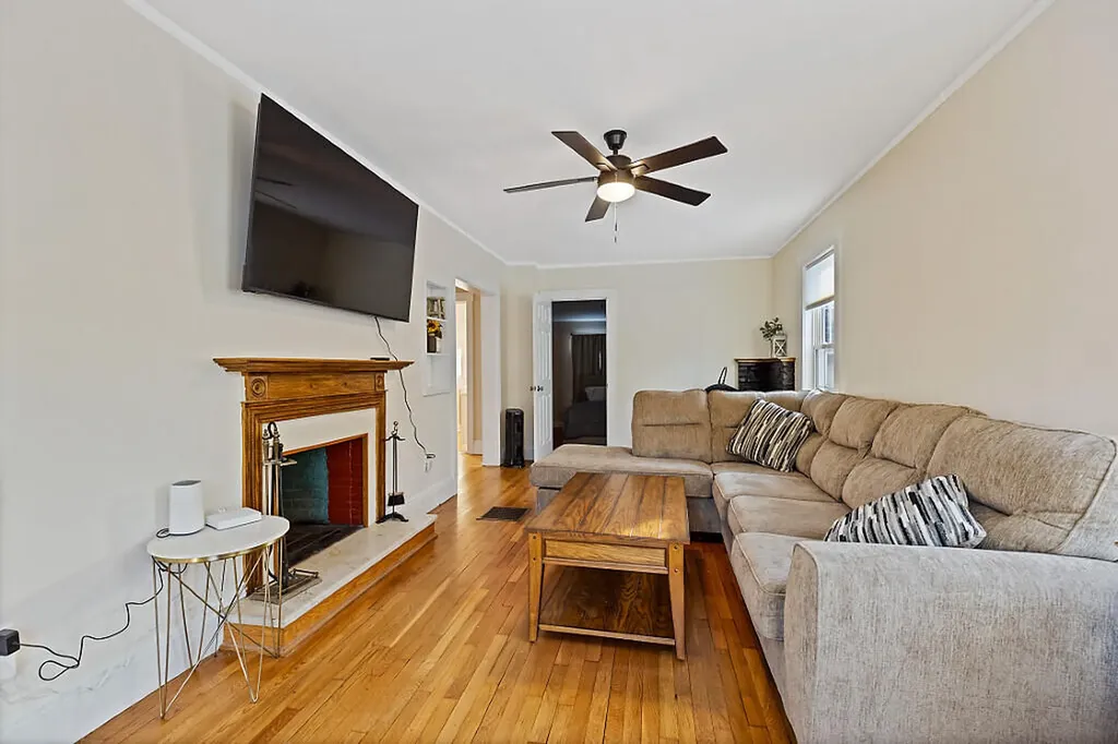 18 Manley Street Augusta ME 04330