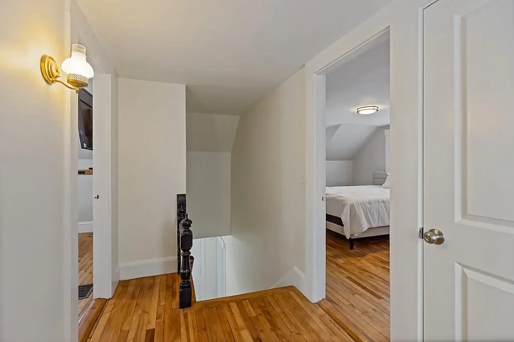 18 Manley Street Augusta ME 04330