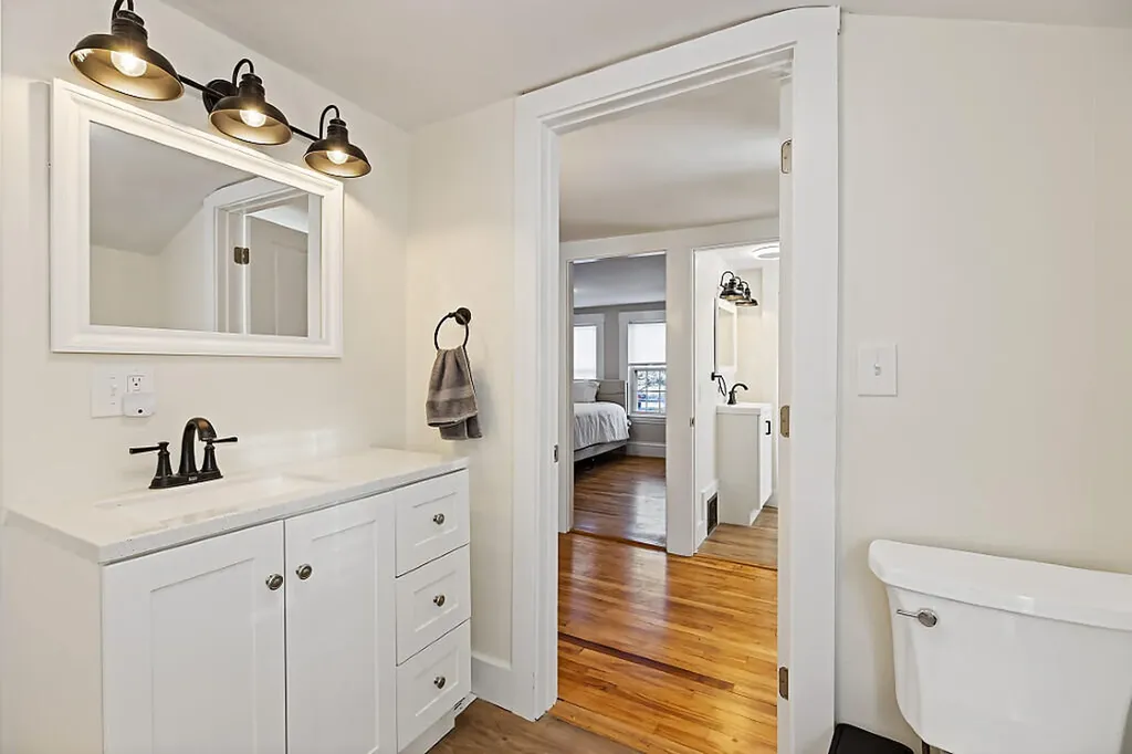 18 Manley Street Augusta ME 04330