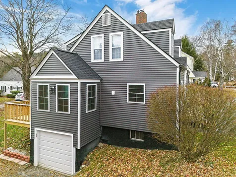 18 Manley Street Augusta ME 04330