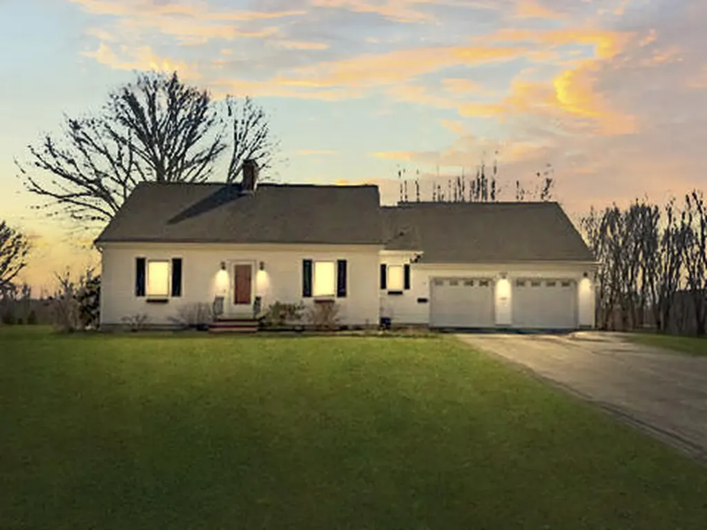 578 Main Street Monmouth ME 04259