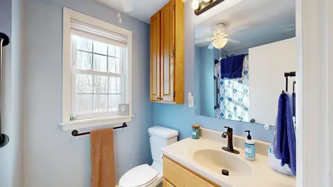 578 Main Street Monmouth ME 04259