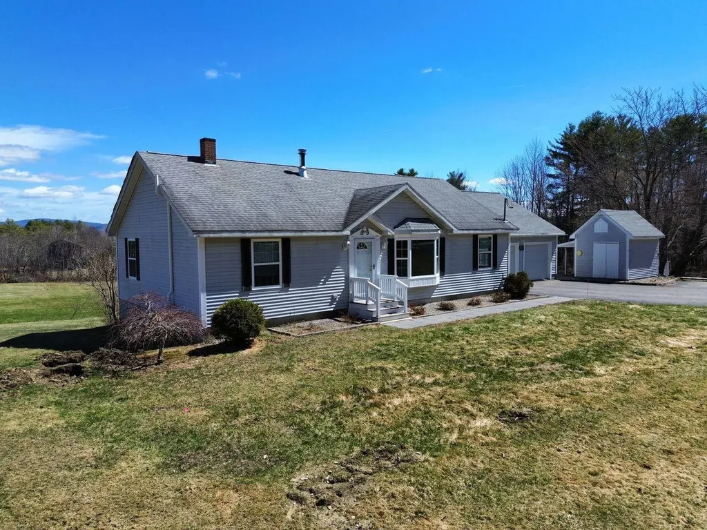 183 Country Club Road Norway ME 04268